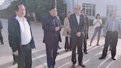 合作共贏發(fā)展 攜手共創(chuàng)未來